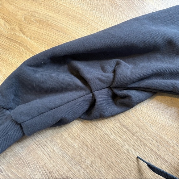 Gymshark sweater - Picture 13 of 13